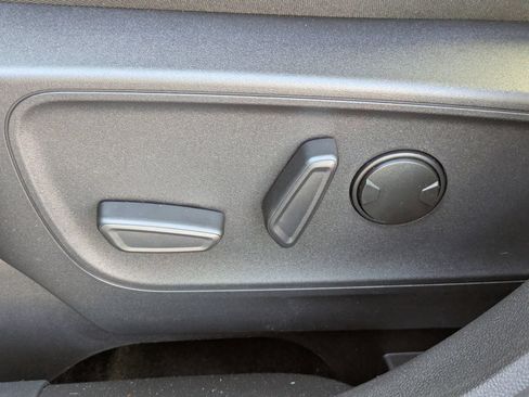 New 2026 Ford Escape Active w/ Active Premium Tech Pack FWD image 18