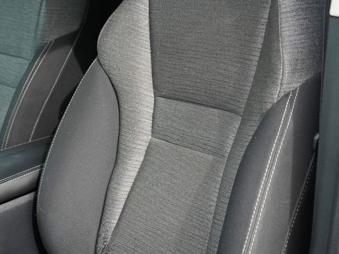 Used 2021 Nissan Rogue SV AWD/4WD image 16