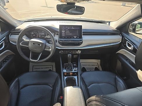 Used 2024 Jeep Compass Limited AWD/4WD image 13