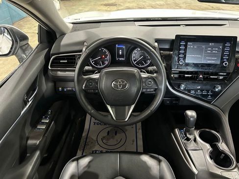 Used 2024 Toyota Camry SE FWD image 25