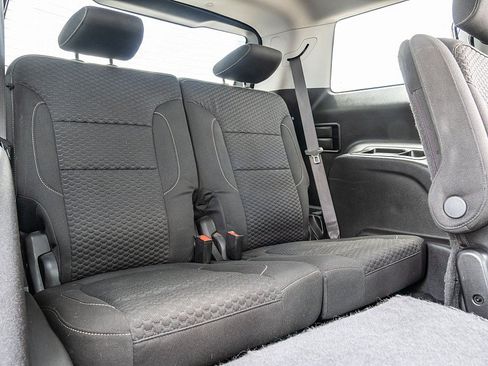 Used 2019 GMC Acadia SLE FWD image 24