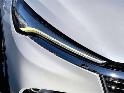 Used 2023 Buick Enclave Premium w/ Experience Buick Package image 32