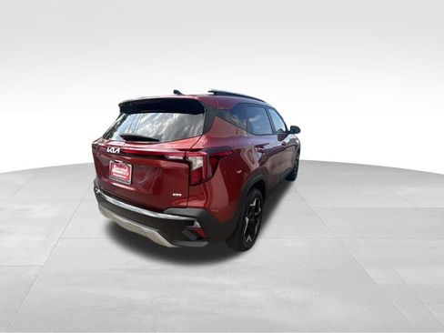 Certified 2025 Kia Seltos S AWD/4WD image 4