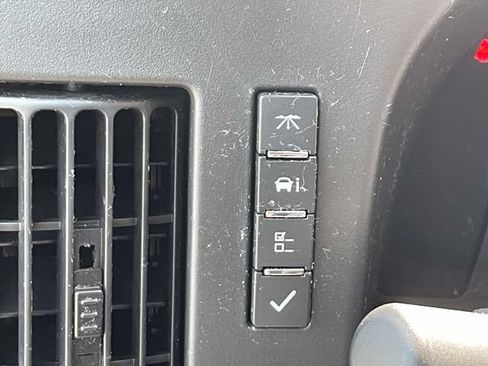 Used 2025 Chevrolet Express 2500 w/ Driver Convenience Package RWD image 26