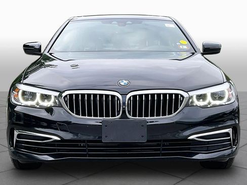 Used 2020 BMW 530i xDrive w/ Premium Package AWD/4WD image 3