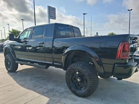 New 2026 RAM 2500 Laramie w/ Night Edition AWD/4WD image 5