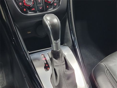 Used 2017 Buick Cascada Premium image 22