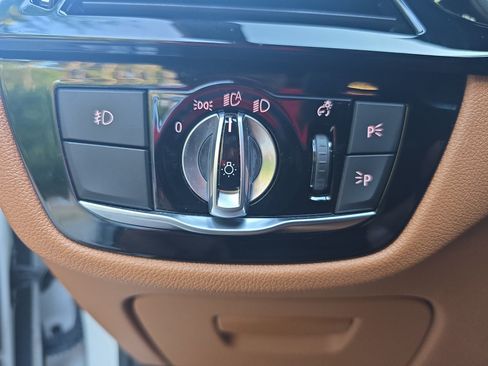 Used 2018 BMW 540i RWD image 22