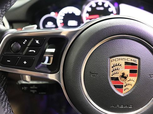 Used 2019 Porsche Cayenne S AWD/4WD image 34
