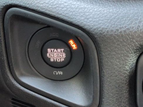 Used 2024 Jeep Wrangler Sport AWD/4WD image 23