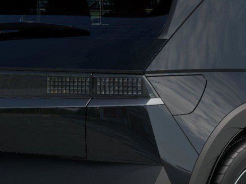 New 2025 Hyundai Ioniq 5 SEL image 10