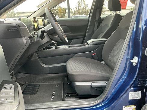 Certified 2025 Nissan Kicks S image 12