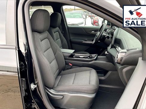 Used 2025 Chevrolet Equinox LT image 7