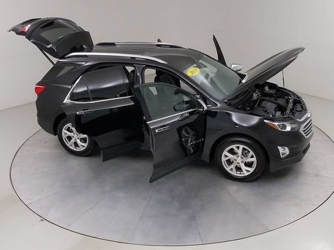 Used 2019 Chevrolet Equinox Premier FWD image 44