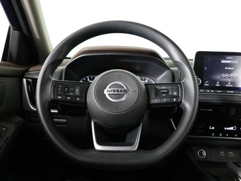 Used 2021 Nissan Rogue SV image 28