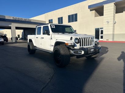 Used 2022 Jeep Gladiator Overland w/ Trailer Tow Package
