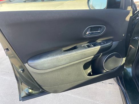 Used 2016 Honda HR-V EX image 23