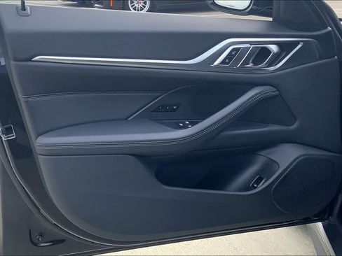 Used 2024 BMW i4 eDrive40 image 25