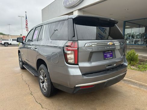 Used 2021 Chevrolet Tahoe LT w/ LT Signature Package AWD/4WD image 8