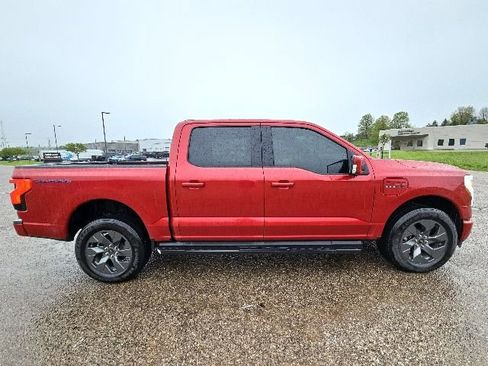 Used 2023 Ford F150 Lightning Lariat AWD/4WD image 2