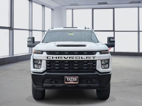 Used 2023 Chevrolet Silverado 2500 Custom w/ Custom Value Package image 2