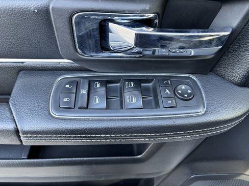 Used 2018 RAM 2500 Laramie w/ Protection Group image 21