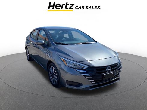 Used 2025 Nissan Versa SV image 1