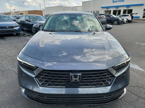 New 2026 Honda Accord Touring image 2