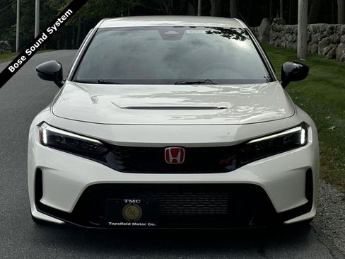 Used 2024 Honda Civic Type R image 3