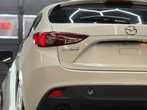 Used 2015 MAZDA MAZDA3 i Touring w/ Technology Package image 11