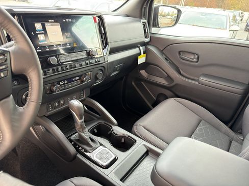 New 2026 Nissan Frontier SV w/ SV Convenience Package image 25
