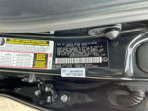 Used 2023 Lexus ES 300h F Sport w/ Accessory Package (Z2) image 28