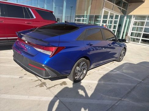 Certified 2025 Hyundai Elantra Sport image 6