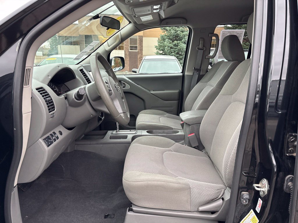 Used 2019 Nissan Frontier SV AWD/4WD image 17