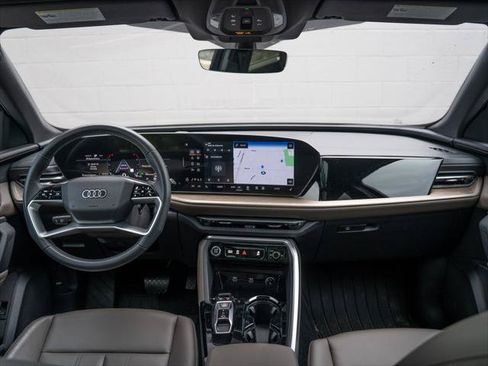 Certified 2025 Audi Q5 Premium w/ Convenience Package AWD/4WD image 21