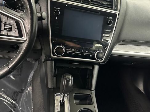 Used 2019 Subaru Outback 2.5i Premium AWD/4WD image 16