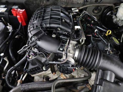 Used 2014 Ford Mustang Coupe RWD image 34