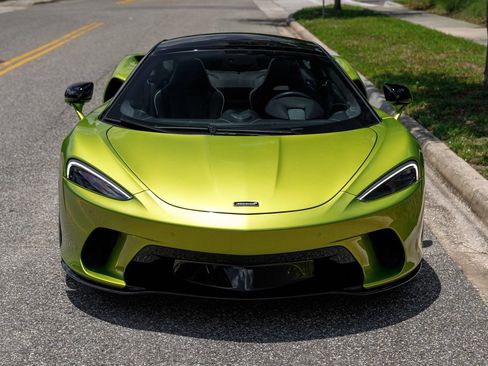 Used 2023 McLaren GT RWD image 3
