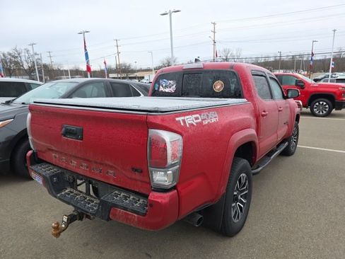 Used 2023 Toyota Tacoma TRD Sport w/ Technology Package image 6