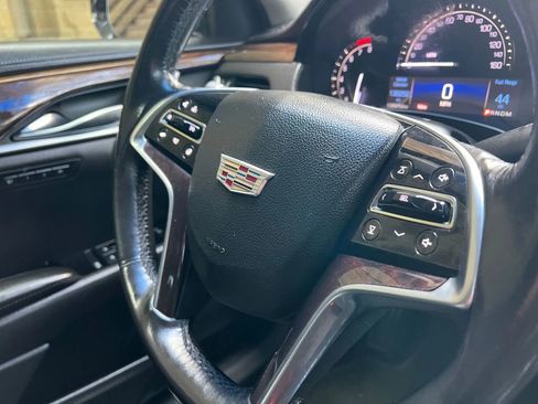 Used 2017 Cadillac XTS Luxury image 14