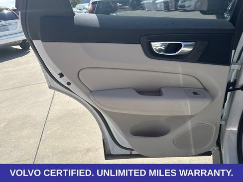 Certified 2026 Volvo XC60 B5 Ultra AWD/4WD image 16