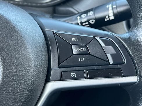 Used 2021 Nissan Versa S image 28