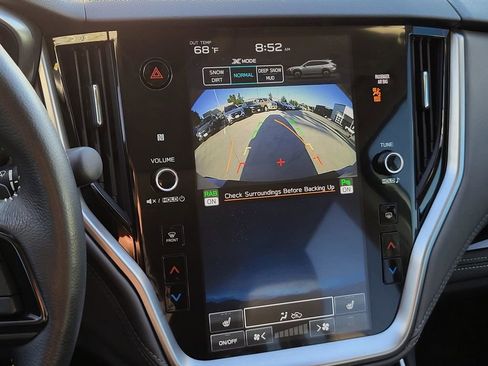 Certified 2025 Subaru Outback Onyx Edition image 25