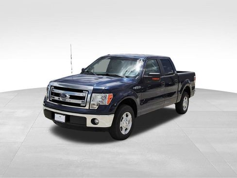 Used 2014 Ford F150 XLT w/ Equipment Group 301A Mid RWD image 2