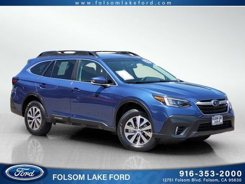 Used 2022 Subaru Outback Premium AWD/4WD image 1