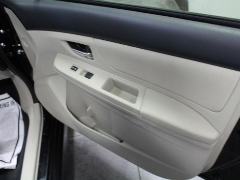 Used 2014 Subaru Impreza 2.0i Sport Premium image 23