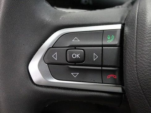 Used 2023 Jeep Compass Latitude AWD/4WD image 22