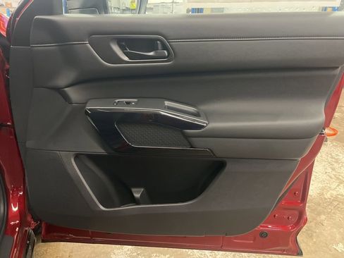 New 2026 Nissan Pathfinder SV image 40