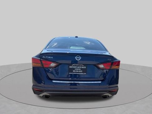 Used 2022 Nissan Altima 2.5 SR FWD image 6