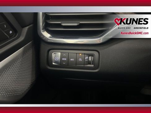 New 2026 GMC Acadia Denali Ultimate w/ LPO, Floor Liner Package AWD/4WD image 24